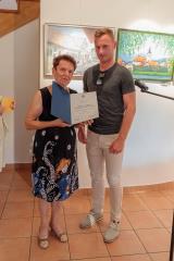 Likovna dela slikarjev, ki so ustvarjali na srečanju v Hiši čez cesto 8